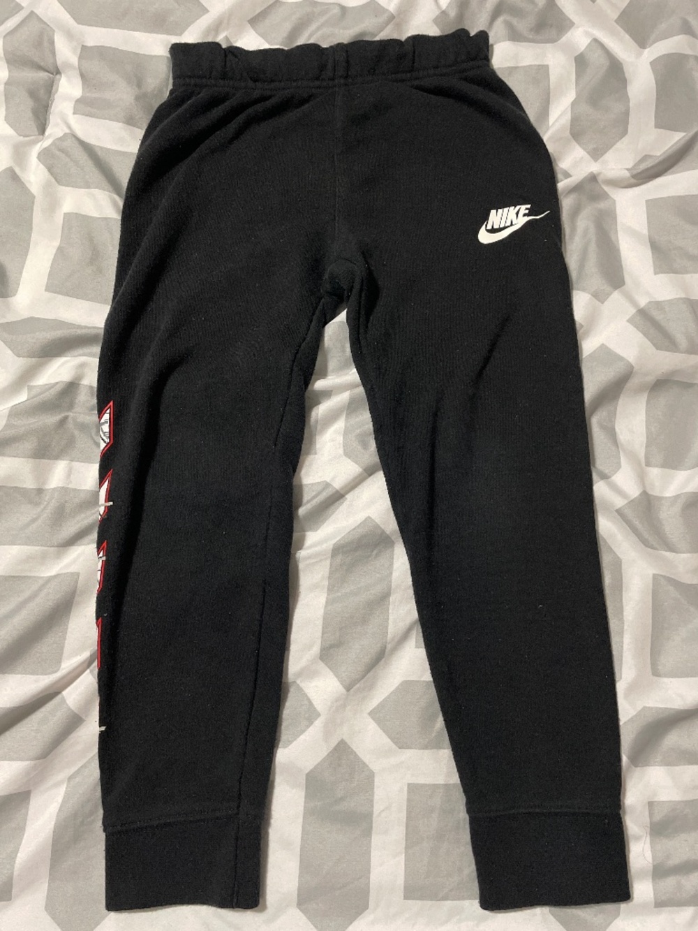 sweat pants